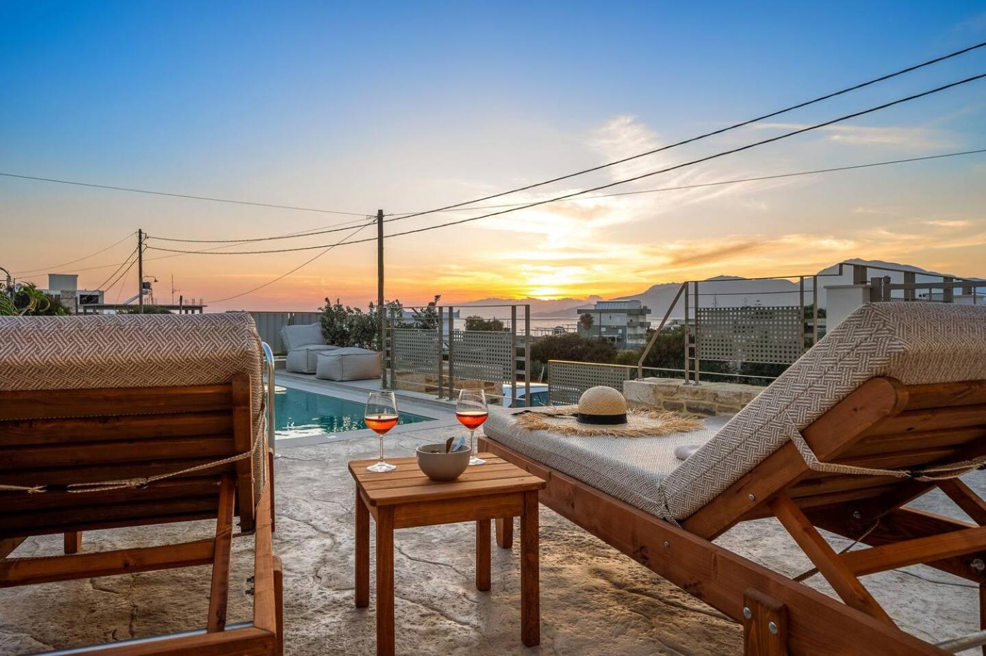 Ammokrinos Luxury Homes,150M From The Beach Kalamaki (Heraklion) Exterior foto