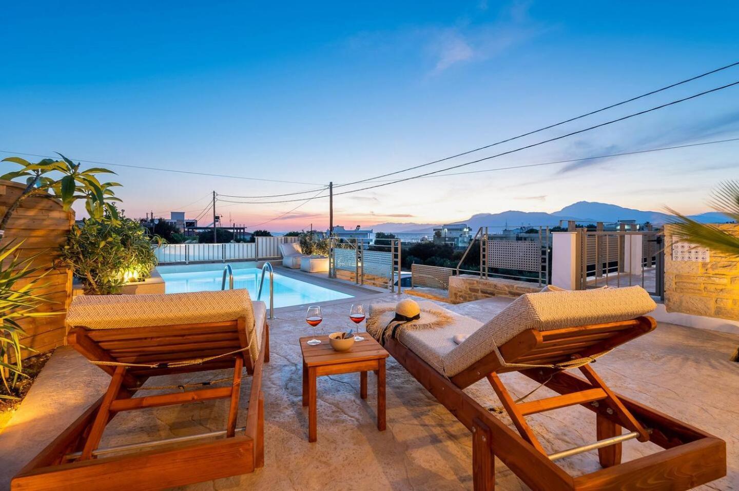 Ammokrinos Luxury Homes,150M From The Beach Kalamaki (Heraklion) Exterior foto