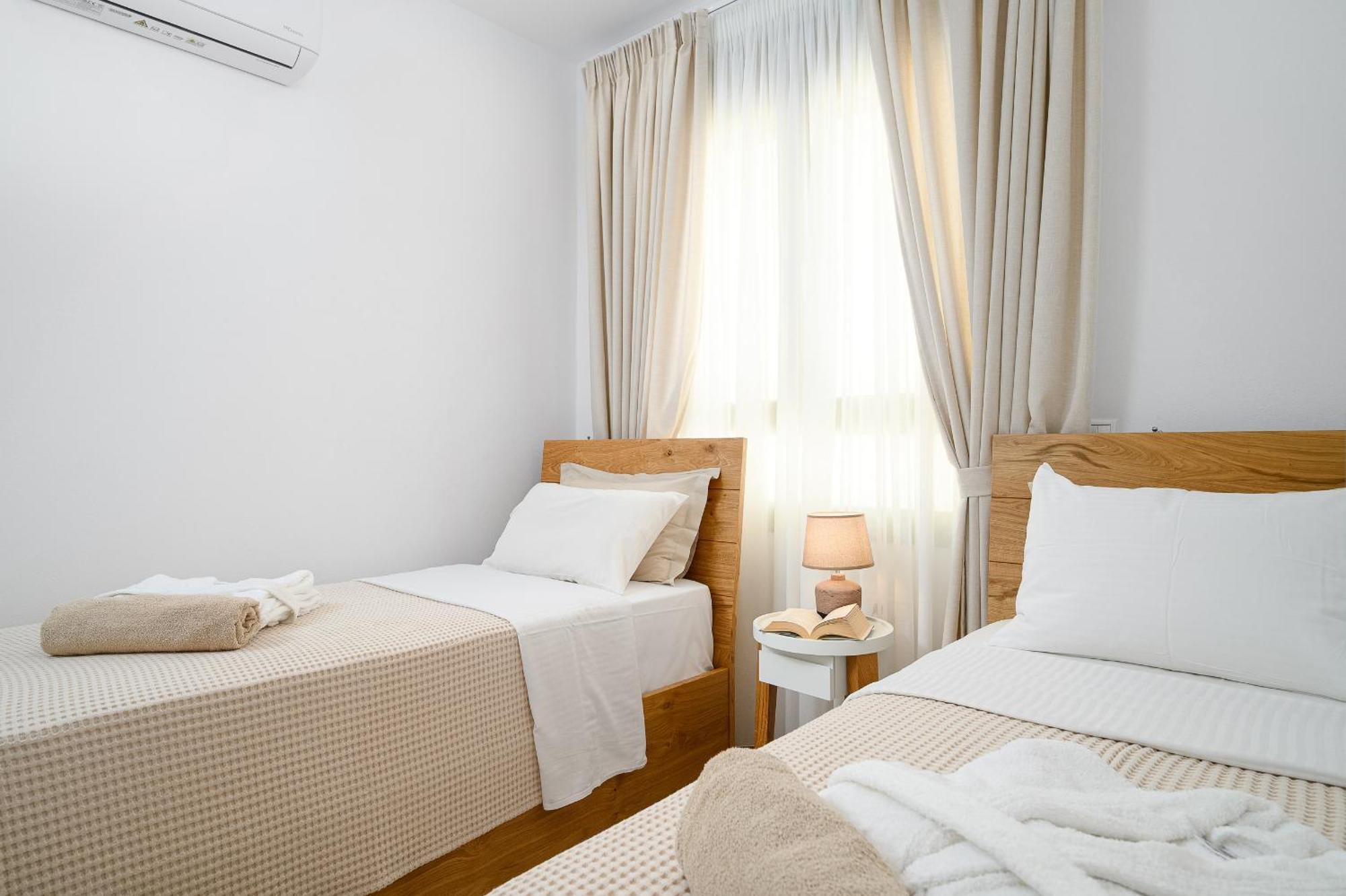 Ammokrinos Luxury Homes,150M From The Beach Kalamaki (Heraklion) Exterior foto